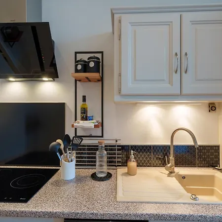 Le Petit Coin De La Bastide 11 * Каркассон